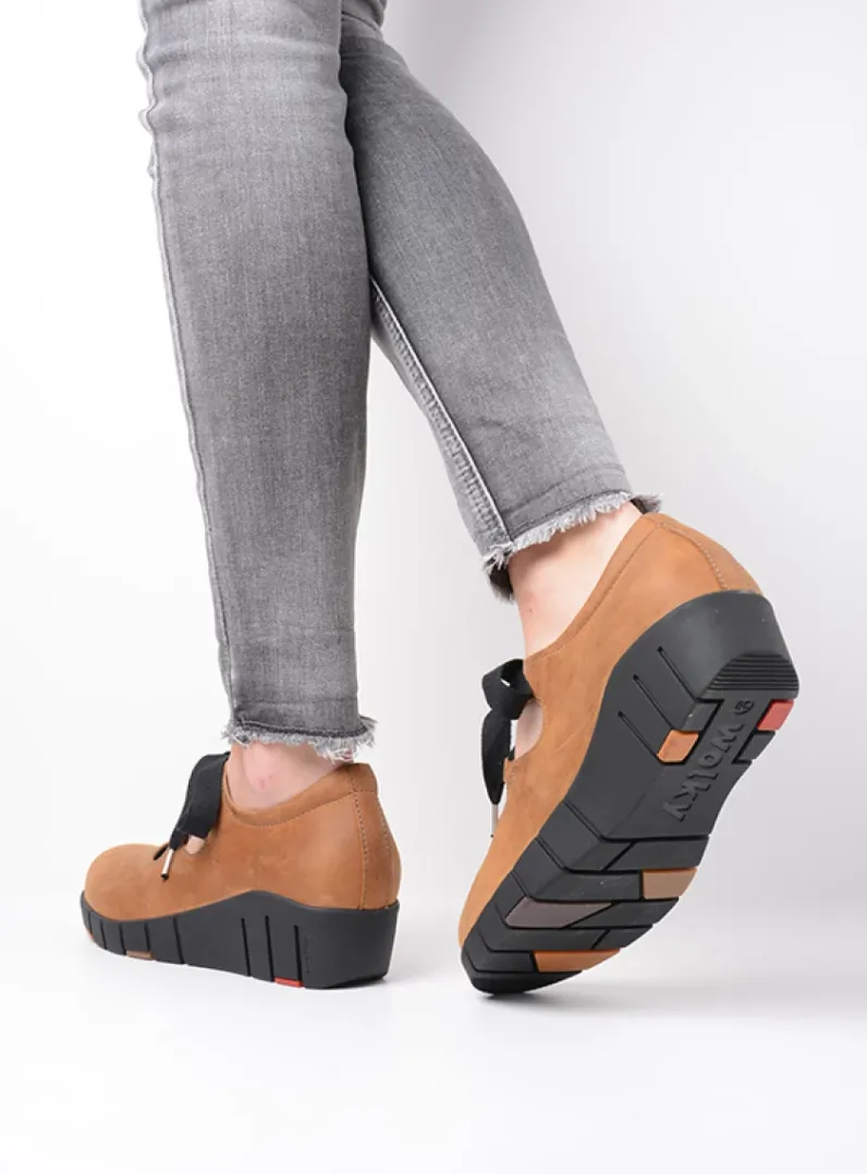 DAMES Wolky Lage Veterschoenen|Herfst/Winter<Boston - camel nubuck