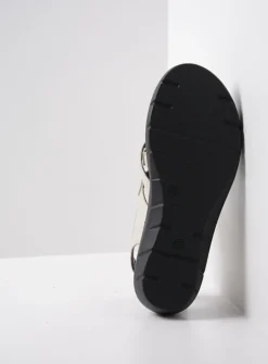 DAMES Wolky Sandalen<Ikaria - gebroken wit leer