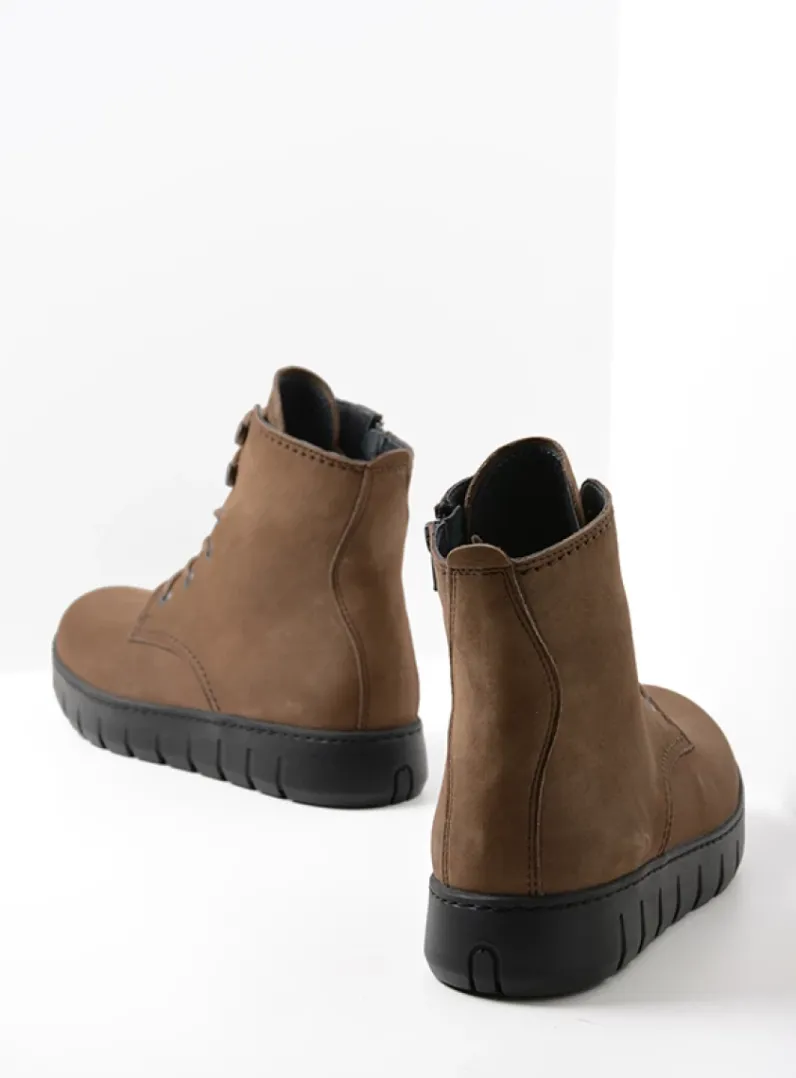 DAMES Wolky Hoge Veterschoenen|Veterlaarzen<New Wave - donker taupe nubuck
