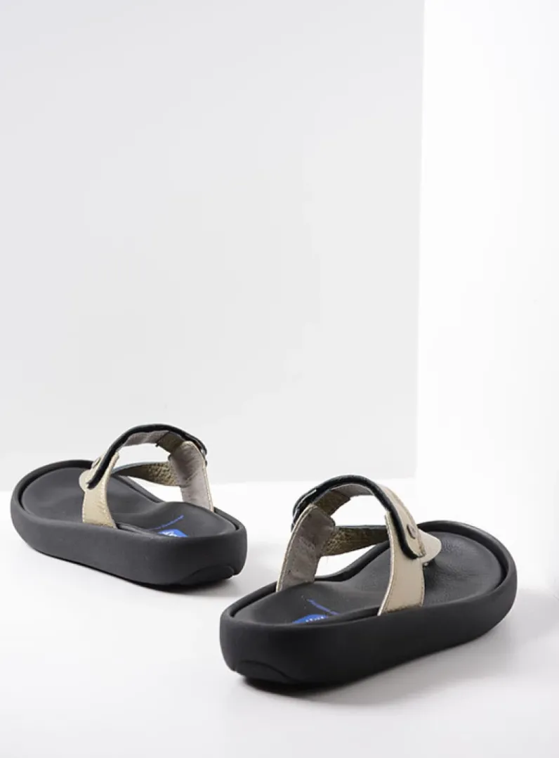 DAMES Wolky Slippers<Peace - goud leer