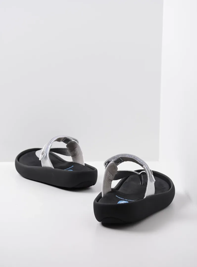 DAMES Wolky Slippers<Peace - zilver leer