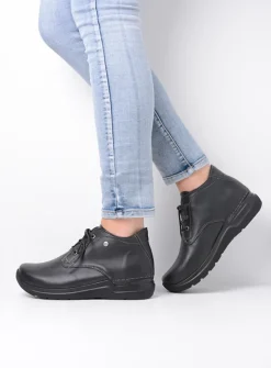 DAMES Wolky Hoge Veterschoenen|Wandelschoenen<Truth HV - zwart leer