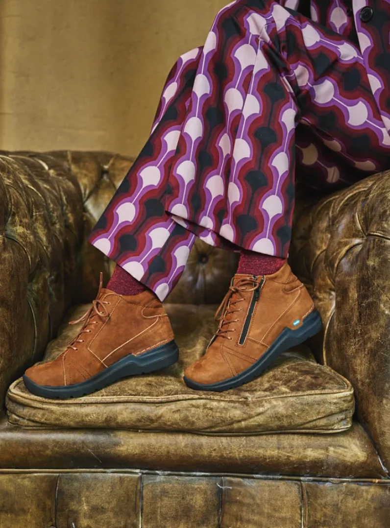 DAMES Wolky Hoge Veterschoenen|Wandelschoenen<Why - cognac nubuck