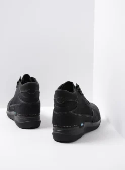 DAMES Wolky Hoge Veterschoenen|Wandelschoenen<Why - zwart nubuck