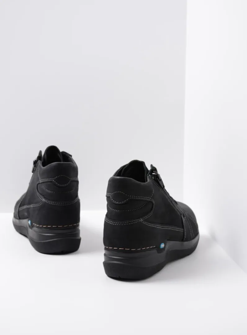 DAMES Wolky Hoge Veterschoenen|Wandelschoenen<Why - zwart nubuck