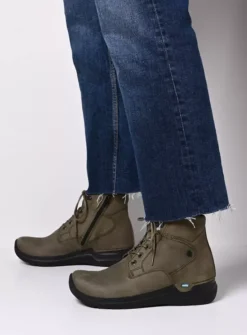 DAMES Wolky Hoge Veterschoenen|Wandelschoenen<Whynot HV - pesto groen nubuck